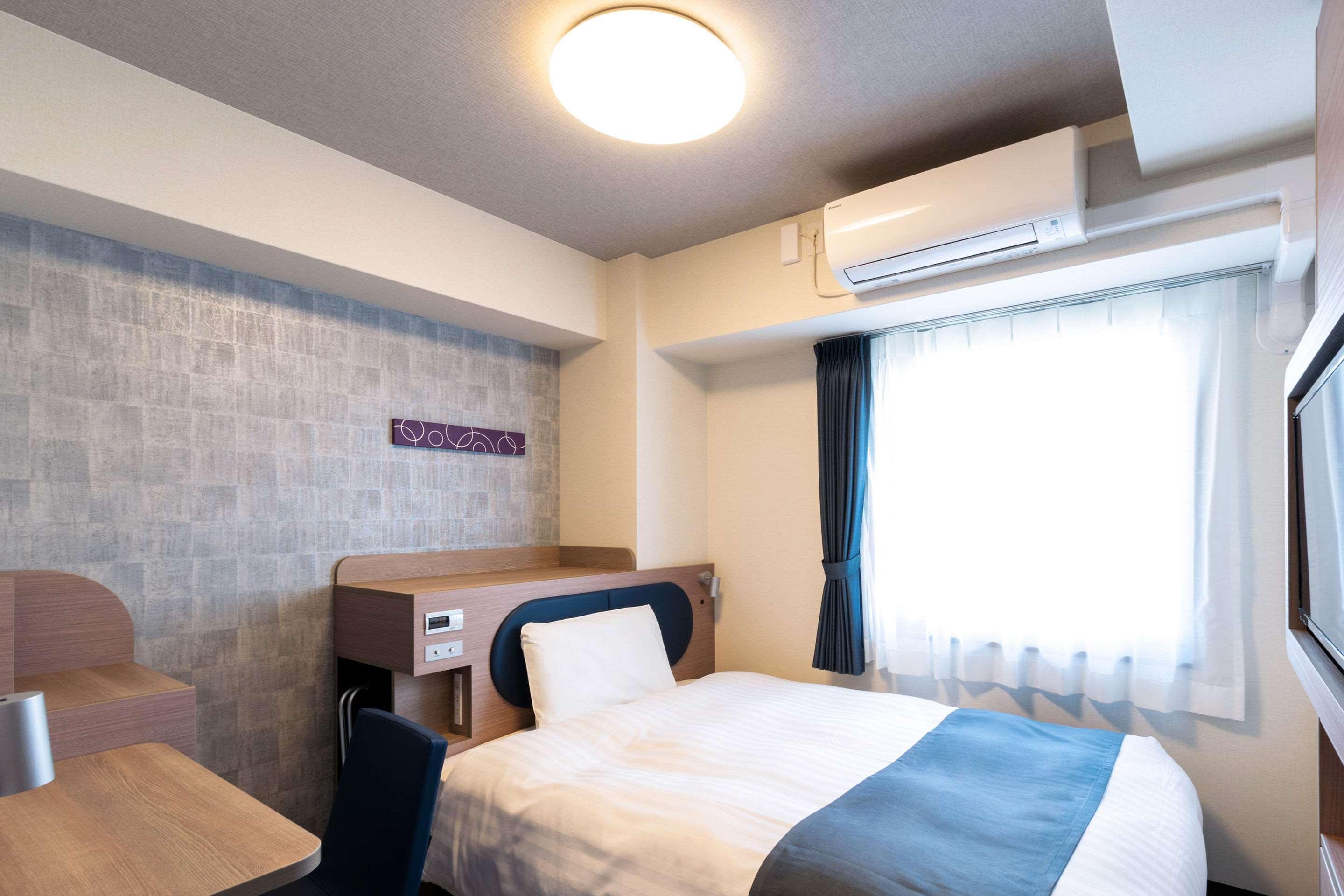 Comfort Hotel Shin-Osaka Exterior foto